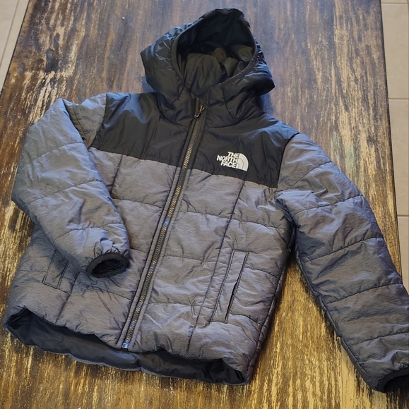The North Face Kids Reversible Gray And Black /Black Puffer Jacket Boy's Size S - Picture 1 of 8